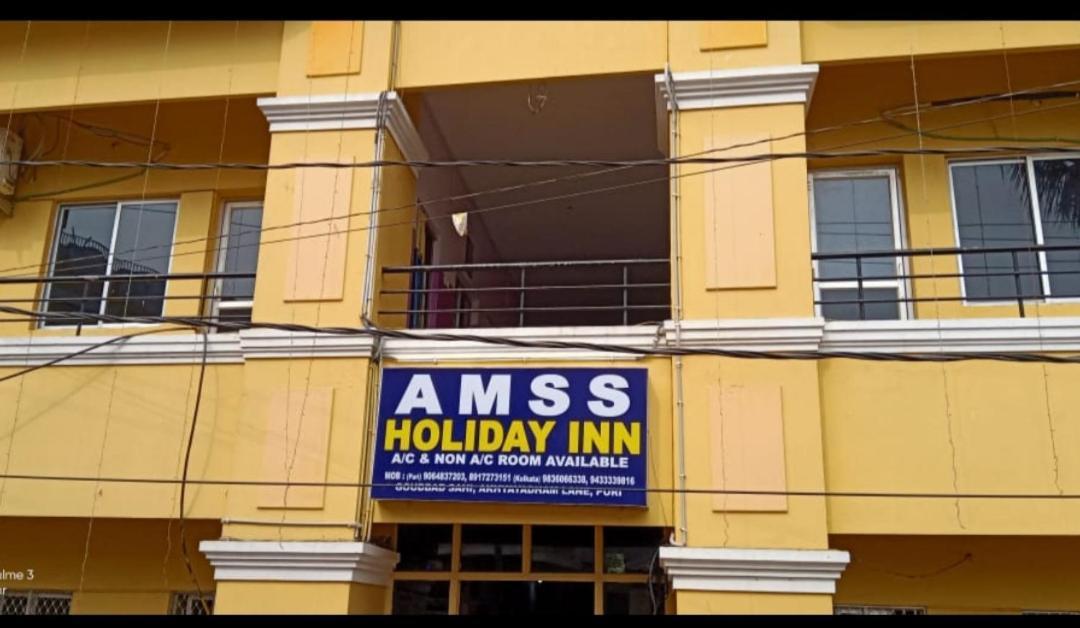 Amss Holiday Hotel